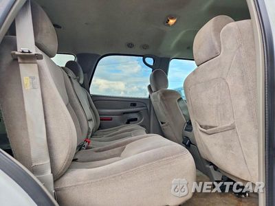 Zdjęcie 11 z 14 samochodu: 2004 GMC YUKON VIN:1GKEC13Z54J230294 - miniatura