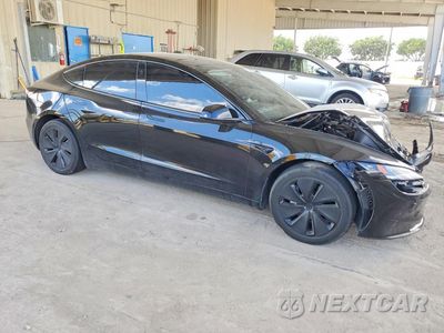 Czwarte zdjęcie samochodu z boku: 2024 TESLA MODEL 3 VIN:5YJ3E1EA3RF756118 - miniatura