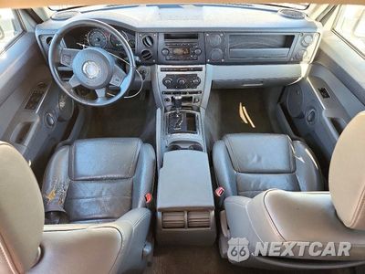 Zdjęcie 8 z 13 samochodu: 2007 JEEP COMMANDER BASE VIN:1J8HG48K17C535030 - miniatura