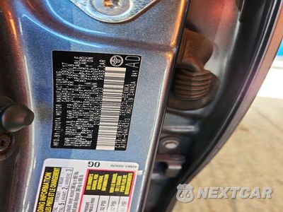 Zdjęcie 12 z 12 samochodu: 2018 TOYOTA COROLLA LE VIN:2T1BURHE5JC980723 - miniatura