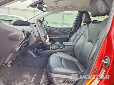 Zdjęcie 7 z 12 samochodu: 2017 TOYOTA PRIUS FOUR VIN:JTDKARFU9H3539716 - miniatura