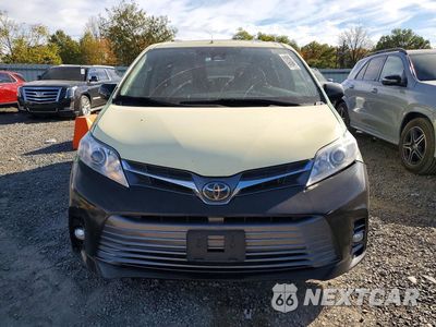 Piąte zdjęcie samochodu w środku: 2020 TOYOTA SIENNA XLE 8-PASSENGER VIN:5TDYZ3DC3LS039990 - miniatura