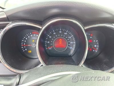 Zdjęcie 9 z 12 samochodu: 2013 KIA OPTIMA LX VIN:5XXGM4A70DG232303 - miniatura