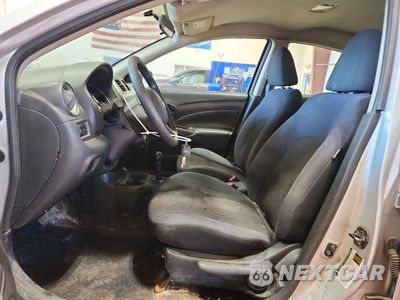 Zdjęcie 7 z 12 samochodu: 2012 NISSAN VERSA 1.6 S VIN:3N1CN7AP8CL909732 - miniatura