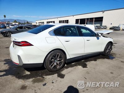 Trzecie zdjęcie samochodu z tyłu: 2026 BMW 530 XI VIN:WBA53FJ09TCV04402 - miniatura
