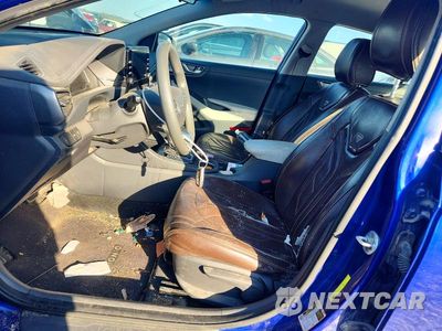 Zdjęcie 7 z 12 samochodu: 2021 HYUNDAI IONIQ BLUE VIN:KMHC65LC8MU255729 - miniatura