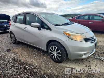Czwarte zdjęcie samochodu z boku: 2016 NISSAN VERSA VIN:3N1CE2CP8GL365836 - miniatura
