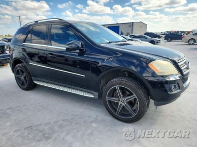 Czwarte zdjęcie samochodu z boku: 2011 MERCEDES-BENZ ML 350 VIN:4JGBB5GB8BA695053 - miniatura
