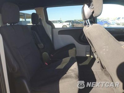 Zdjęcie 11 z 13 samochodu: 2015 DODGE GRAND CARAVAN SE VIN:2C4RDGBGXFR660639 - miniatura