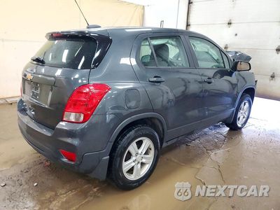 Trzecie zdjęcie samochodu z tyłu: 2019 CHEVROLET TRAX LS VIN:3GNCJKSB4KL336171 - miniatura