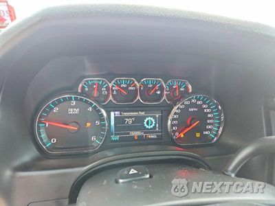 Zdjęcie 9 z 12 samochodu: 2019 CHEVROLET SUBURBAN K1500 LT VIN:1GNSKHKC2KR160153 - miniatura