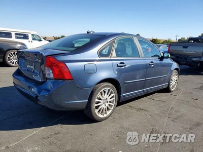 Trzecie zdjęcie samochodu z tyłu: 2010 VOLVO S40 2.4I VIN:YV1390MS0A2507057 - miniatura