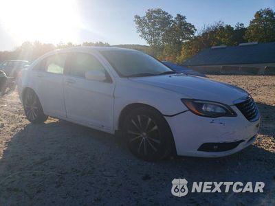 Czwarte zdjęcie samochodu z boku: 2011 CHRYSLER 200 VIN:1C3BC8FG0BN612356 - miniatura