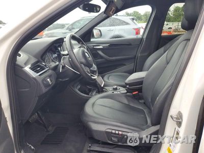 Zdjęcie 7 z 13 samochodu: 2017 BMW X1 SDRIVE28I VIN:WBXHU7C39H5H33643 - miniatura