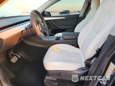 Zdjęcie 7 z 13 samochodu: 2023 TESLA MODEL Y VIN:7SAYGAEE1PF661561 - miniatura