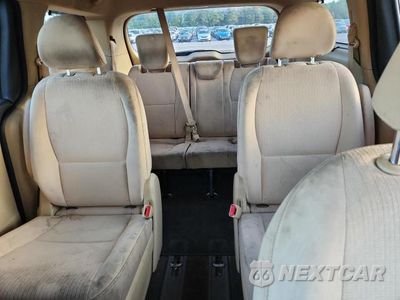 Zdjęcie 10 z 13 samochodu: 2016 KIA SEDONA LX VIN:KNDMB5C13G6164721 - miniatura