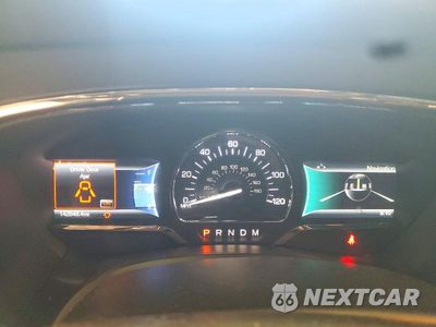 Zdjęcie 9 z 13 samochodu: 2016 LINCOLN NAVIGATOR SELECT VIN:5LMJJ2JT1GEL04708 - miniatura