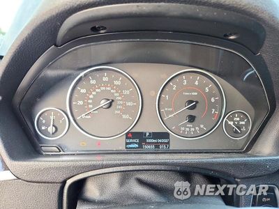 Zdjęcie 9 z 12 samochodu: 2016 BMW 328 XI SULEV VIN:WBA8E3G59GNT77492 - miniatura