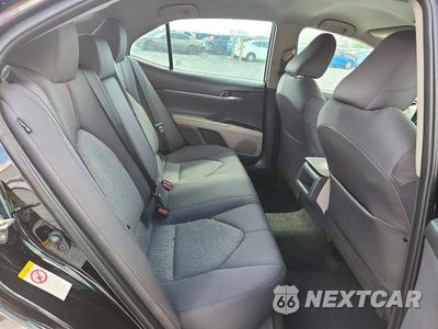 Zdjęcie 10 z 13 samochodu: 2018 TOYOTA CAMRY LE VIN:4T1B11HK2JU023657 - miniatura