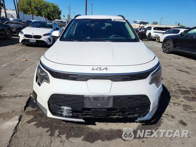 Piąte zdjęcie samochodu w środku: 2023 KIA NIRO WIND VIN:KNDCR3L16P5028018 - miniatura