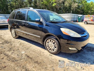 Czwarte zdjęcie samochodu z boku: 2010 TOYOTA SIENNA XLE LIMITED VIN:5TDYK4CC2AS341991 - miniatura