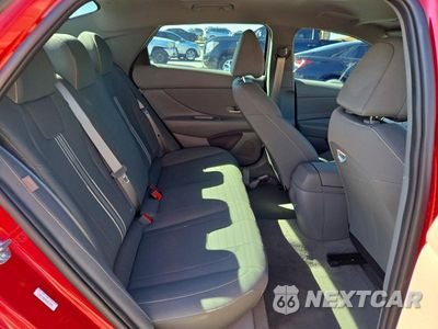 Zdjęcie 10 z 12 samochodu: 2025 HYUNDAI ELANTRA SEL SPORT VIN:KMHLM4DG4SU091975 - miniatura