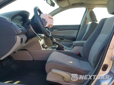 Zdjęcie 7 z 13 samochodu: 2010 HONDA ACCORD LX VIN:1HGCP2F30AA125101 - miniatura