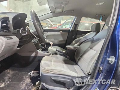 Zdjęcie 7 z 12 samochodu: 2017 HYUNDAI ELANTRA SE VIN:5NPD74LF0HH089846 - miniatura
