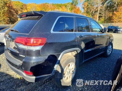 Trzecie zdjęcie samochodu z tyłu: 2020 JEEP GRAND CHEROKEE LAREDO VIN:1C4RJFAG2LC132277 - miniatura