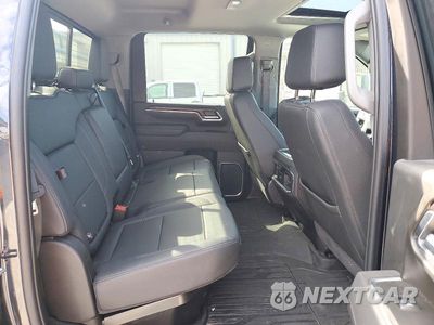 Zdjęcie 10 z 12 samochodu: 2025 GMC SIERRA K2500 SLT VIN:1GT4UNEY0SF255006 - miniatura