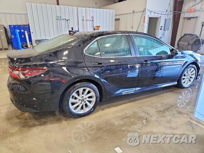 Trzecie zdjęcie samochodu z tyłu: 2021 TOYOTA CAMRY LE VIN:4T1C11BK4MU046228 - miniatura