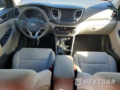 Zdjęcie 8 z 13 samochodu: 2018 HYUNDAI TUCSON SEL VIN:KM8J33A4XJU692949 - miniatura