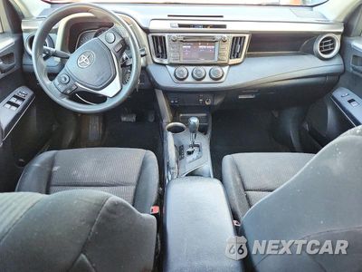 Zdjęcie 8 z 13 samochodu: 2015 TOYOTA RAV4 LE VIN:JTMBFREV7FD162953 - miniatura