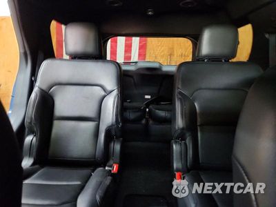 Zdjęcie 10 z 13 samochodu: 2019 FORD EXPLORER XLT VIN:1FM5K8D86KGA39406 - miniatura