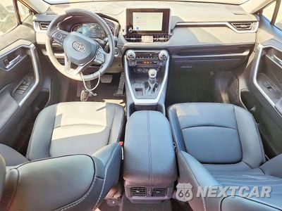 Zdjęcie 8 z 14 samochodu: 2025 TOYOTA RAV4 XLE PREMIUM VIN:2T3C1RFV8SW431296 - miniatura
