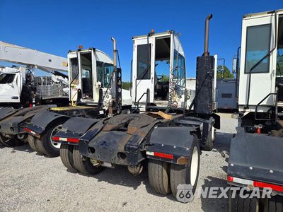 Trzecie zdjęcie samochodu z tyłu: 2018 AUTOCAR XSPOTTER YARD TRUCK VIN:516H4GF26JH225674 - miniatura