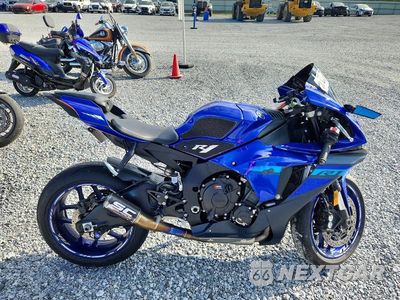 2024 YAMAHA YZFR1 JYARN66E8RA004802 - główne zdjęcie licytacji z USA - miniatura