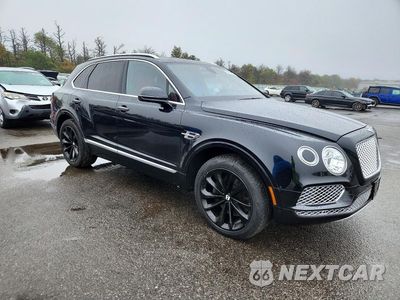Czwarte zdjęcie samochodu z boku: 2018 BENTLEY BENTAYGA VIN:SJAAC2ZVXJC017816 - miniatura