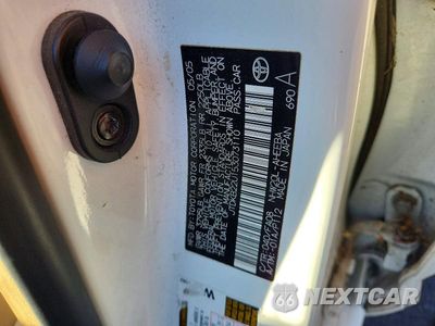 Zdjęcie 12 z 12 samochodu: 2005 TOYOTA PRIUS BASE VIN:JTDKB22U153073110 - miniatura