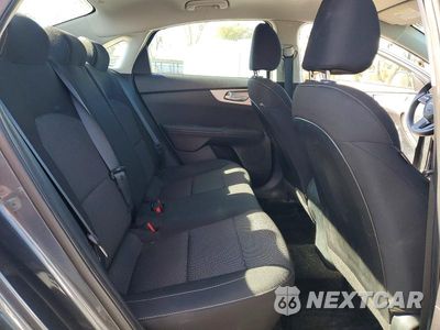 Zdjęcie 10 z 13 samochodu: 2023 KIA FORTE LXS VIN:3KPF24AD5PE634161 - miniatura