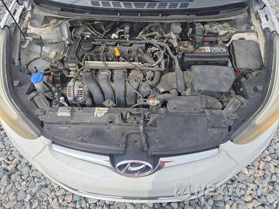 Zdjęcie 11 z 12 samochodu: 2014 HYUNDAI ELANTRA SE VIN:5NPDH4AE5EH477786 - miniatura