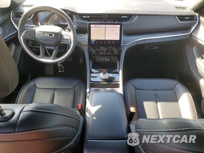 Zdjęcie 8 z 13 samochodu: 2025 JEEP GRAND CHEROKEE L LIMITED VIN:1C4RJKBGXS8739603 - miniatura