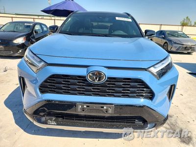Piąte zdjęcie samochodu w środku: 2025 TOYOTA RAV4 XSE VIN:JTME6RFV5SJ092327 - miniatura