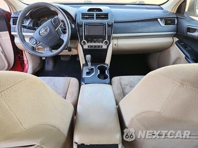 Zdjęcie 8 z 12 samochodu: 2012 TOYOTA CAMRY LE VIN:4T1BF1FK2CU542120 - miniatura