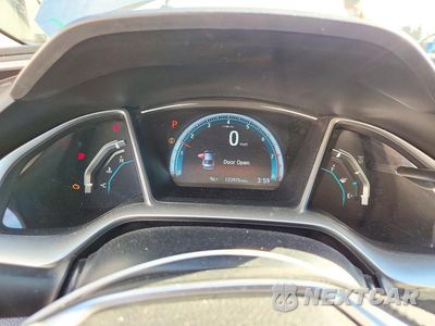 Zdjęcie 9 z 13 samochodu: 2016 HONDA CIVIC EX VIN:2HGFC2F75GH571069 - miniatura
