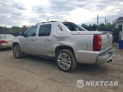 Drugie zdjęcie samochodu z przodu: 2011 CHEVROLET AVALANCHE LTZ VIN:3GNTKGE32BG398269 - miniatura