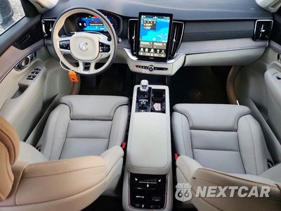 Zdjęcie 8 z 13 samochodu: 2026 VOLVO XC90 ULTRA VIN:YV4062PF0T1463787 - miniatura