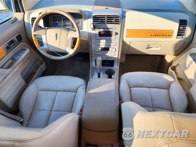 Zdjęcie 8 z 13 samochodu: 2007 LINCOLN MKX VIN:2LMDU88C97BJ35750 - miniatura