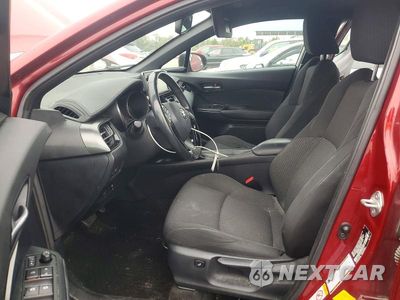 Zdjęcie 7 z 13 samochodu: 2018 TOYOTA C-HR XLE PREMIUM VIN:NMTKHMBX3JR042940 - miniatura