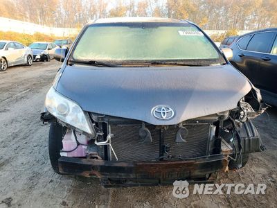 Piąte zdjęcie samochodu w środku: 2013 TOYOTA SIENNA LE VIN:5TDKK3DC9DS337004 - miniatura